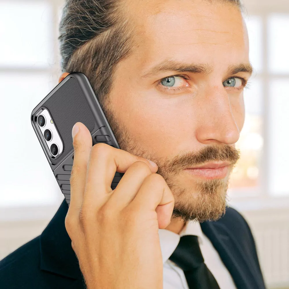 Odolnější gumové pouzdro Armored Thunder na mobil Samsung Galaxy A55 5G Černé