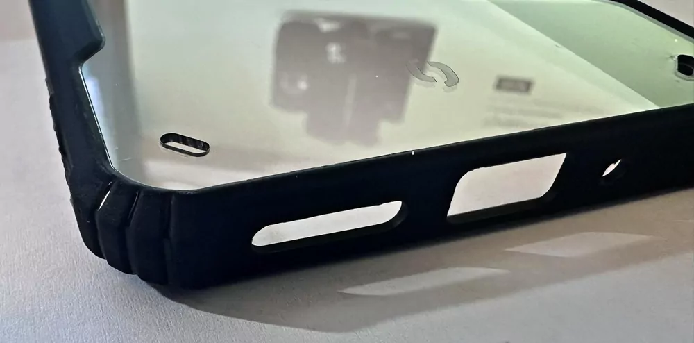 Pevné odolné pouzdro ALIGATOR BUMPERZZ na mobil Xiaomi Redmi 13C / Poco C65 Čiré - černé