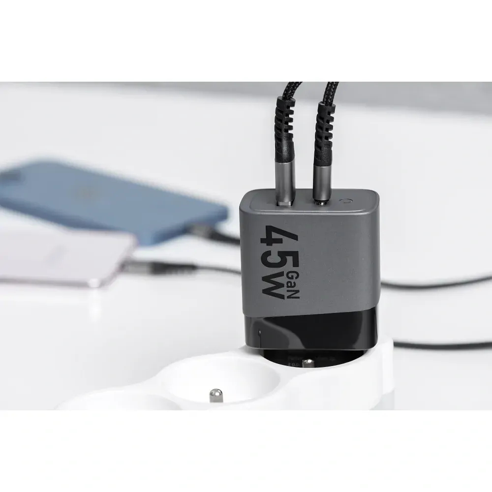 Síťový nabíjecí adaptér Forcell F-Energy GaN s výstupem USB C a USB s nabíjením PD a QC 4.0, 45W (bez kabelu)