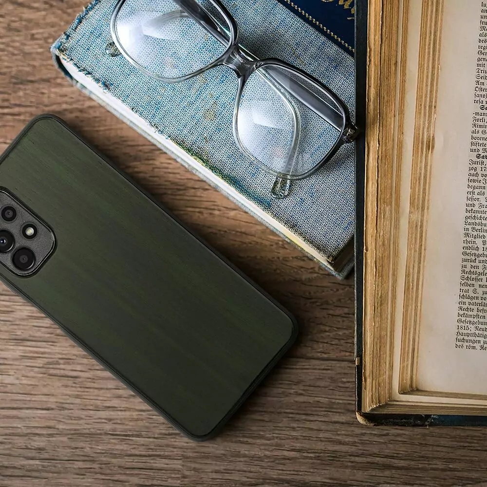 Dřevěné - silikonové pouzdro KWmobile na mobil Samsung Galaxy A13 4G Dark Green