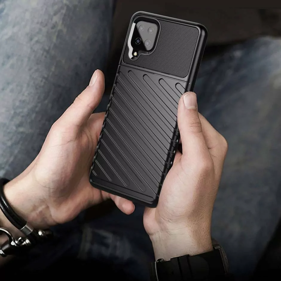 Odolnější gumové pouzdro Armored Thunder na mobilní telefon Samsung Galaxy A22 4G Černé
