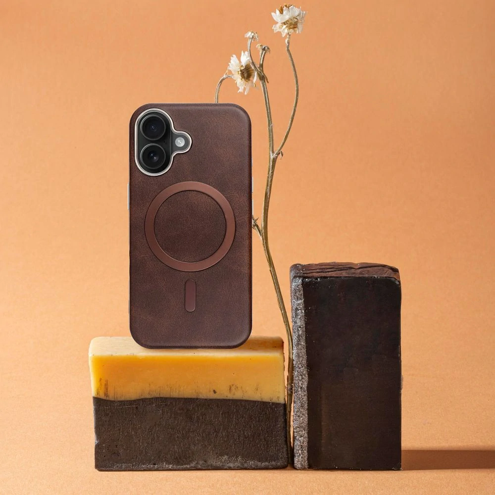 Pouzdro Gentleman Mag Cover MagSafe – iPhone 16e / iPhone 17e, hnědé