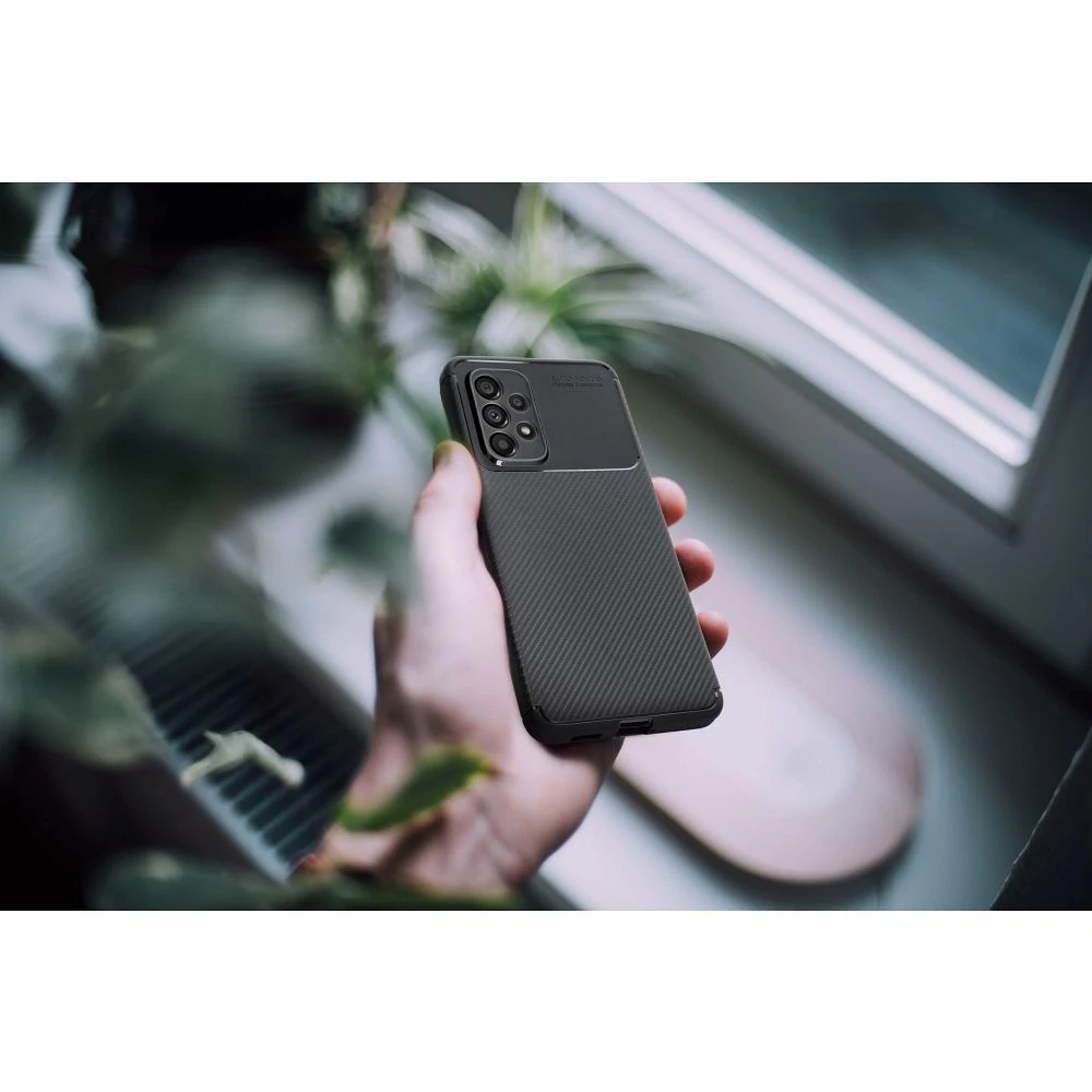 Kryt na mobil Samsung Galaxy A17 Carbon Premium černý