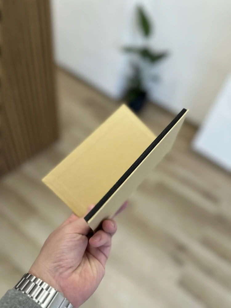 Papírová krabička na ochranné sklo 10,5x 18 cm – béžová