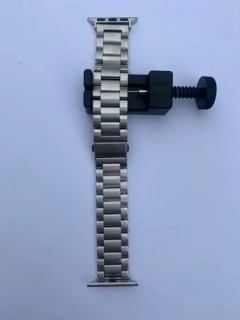 Aplikátor Coolcase na úpravu velikosti řemínku k Apple Watch a jiným hodinkám