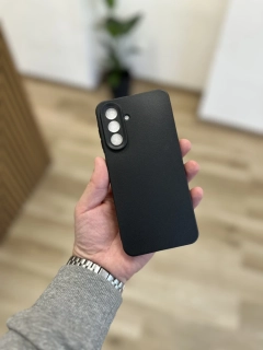 SKIN pouzdro Samsung Galaxy A17 – černý kryt