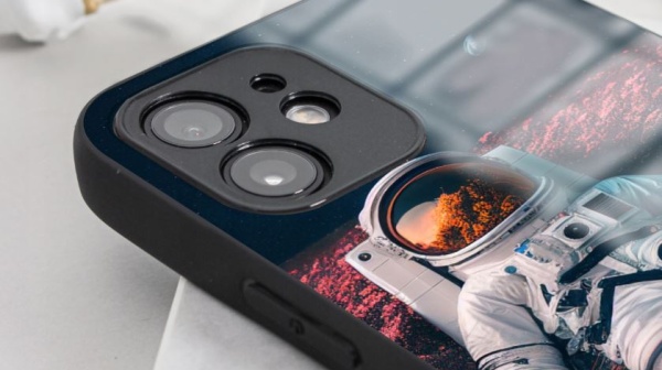 Lesklé kryty Glossy od Mobiwear