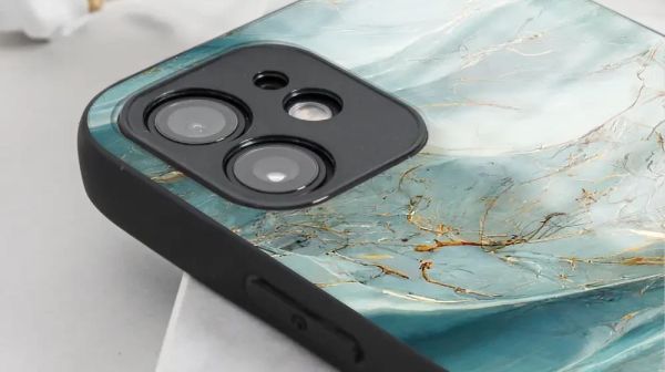 Lesklé kryty, obaly, pouzdra na mobil Mobiwear Glossy